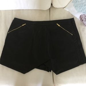 Bebe Gold Zipper Faux Leather Shorts